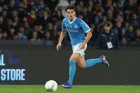 本赛季联盟共有11次35分+10助攻，东契奇一人独占4次