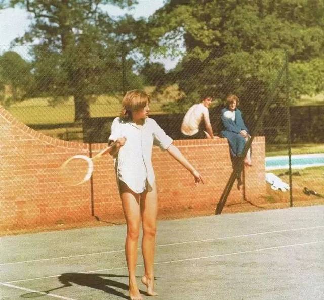 尤其是在巴 尤其是在巴